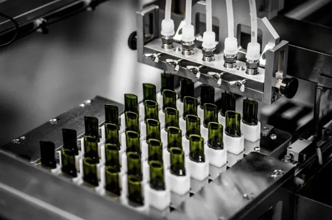 刻米工厂已升级：全自动化生产线投入使用，可日产10万颗烟弹