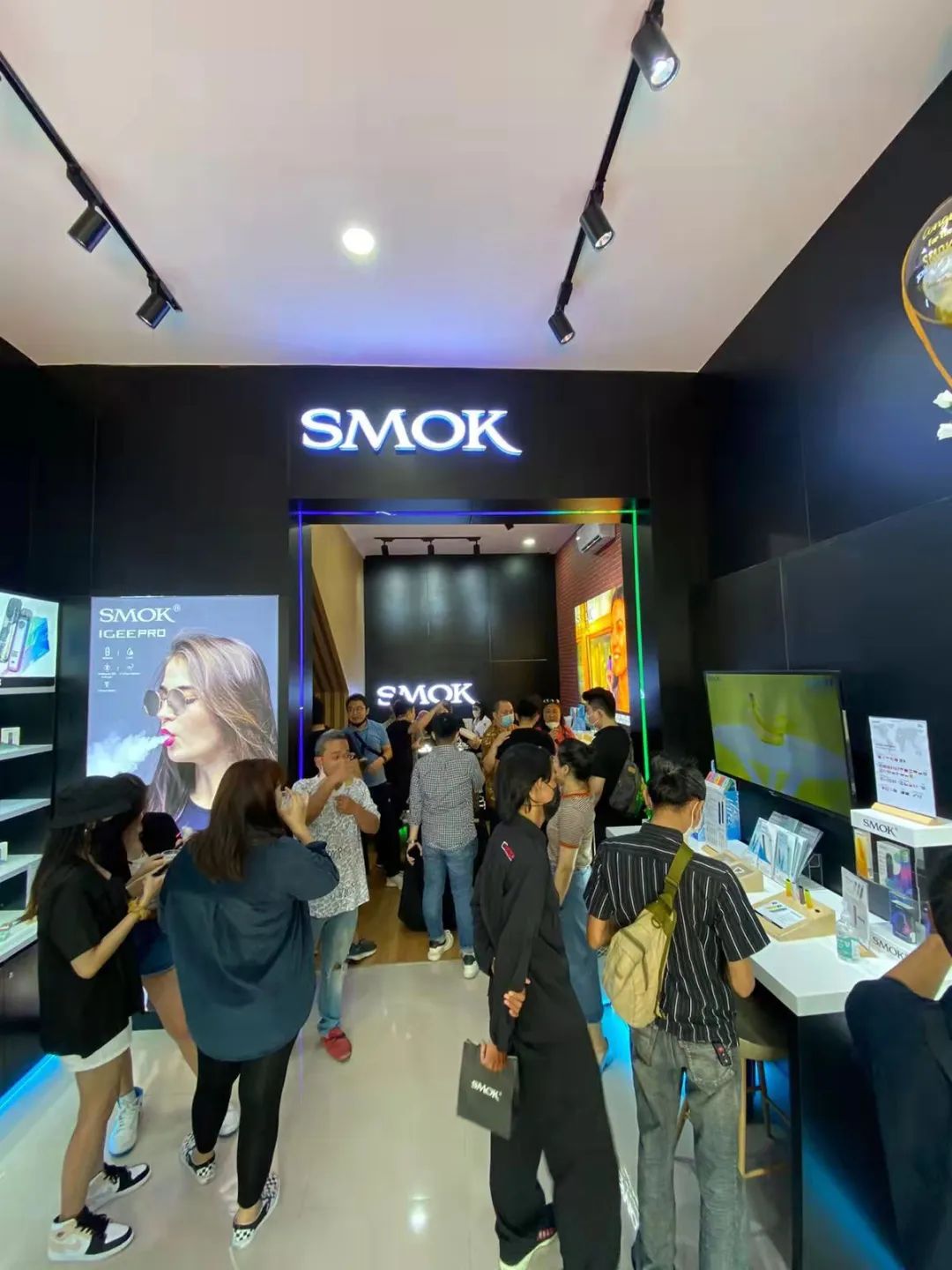 印尼旗舰店盛大开业，SMOK加速全球扩张