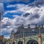 英国电子烟行业迎新规：2026年10月起征产品税 + 推行税标计划